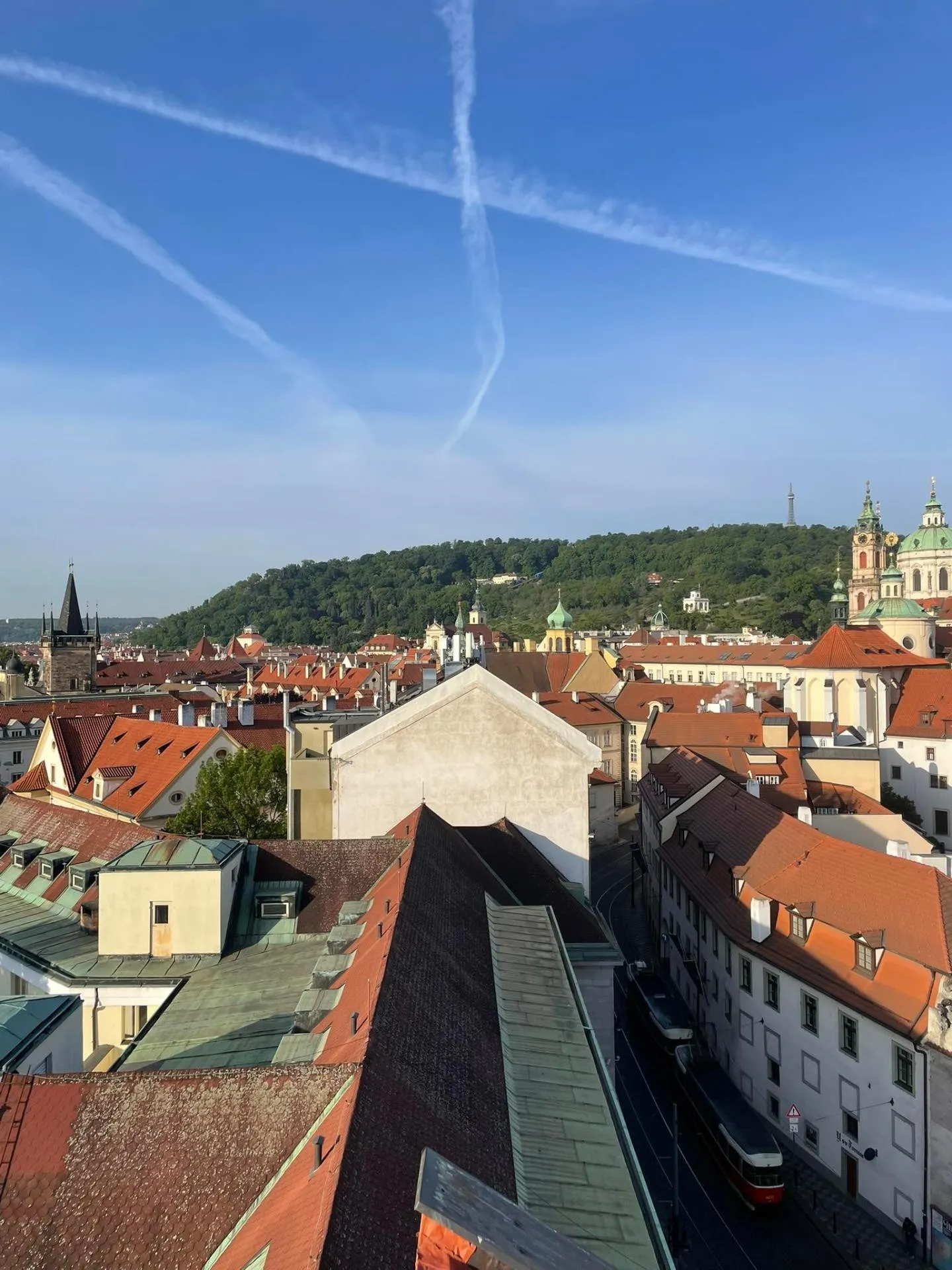 Střechy a komíny Malé Strany